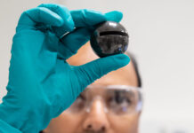 SKF accelerates hybrid bearing leadership with new Ceramic Process Laboratory