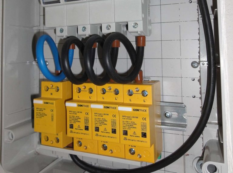 L’occhiello che vanifica la protezione