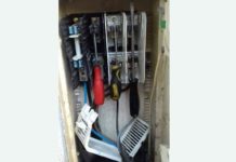 Cacciaviti o fusibili?