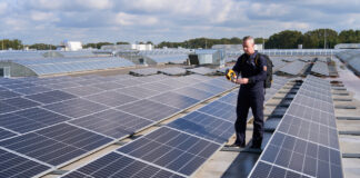 tecnici di impianti fotovoltaici