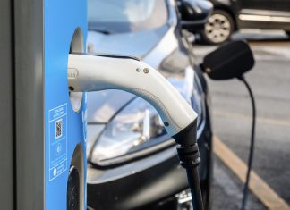 Manifesto della Ricarica, 5 proposte per il settore delle auto elettriche