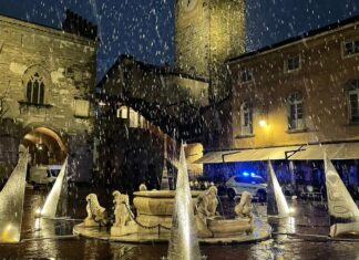 Mirabilia si accende: PIL illumina le installazioni del Christmas Design Mirabilia