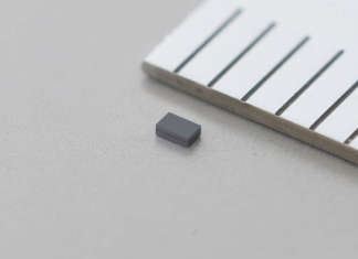 Murata ha sviluppato il più piccolo risonatore MEMS operante a 32,768 kHz