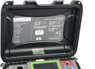 Misuratore d’isolamento con tensione prova da 50V a 10.000V per resistenze fino a 40 TΩ