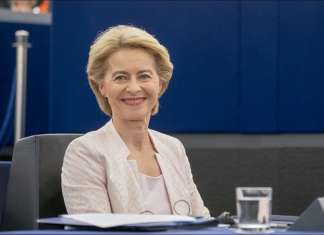 Al via l’European Chips Act Ursula_von_der_Leyen_European_Chips_Act