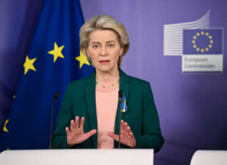 L’UE si scatena. 5° pacchetto di sanzioni alla Russia Ursula von der Leyen, 5° pacchetto di sanzioni alla Russia