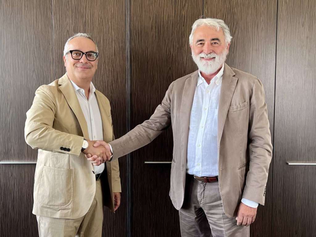 Darton acquisisce Elstore