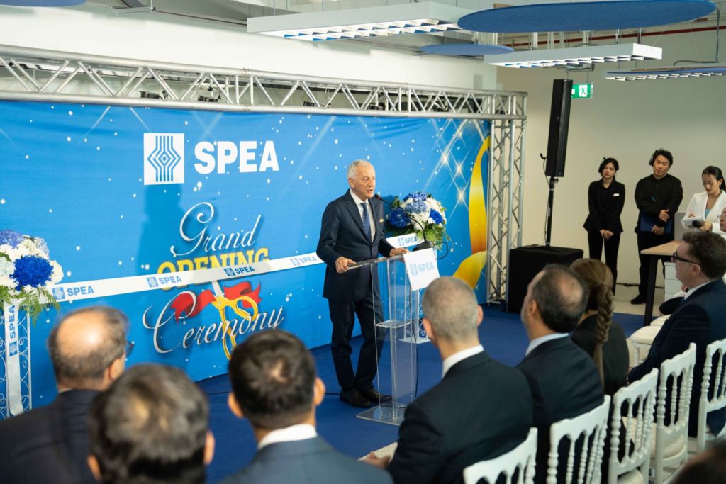 Spea in Tailandia. Il presidente e fondatore, Luciano Bonaria