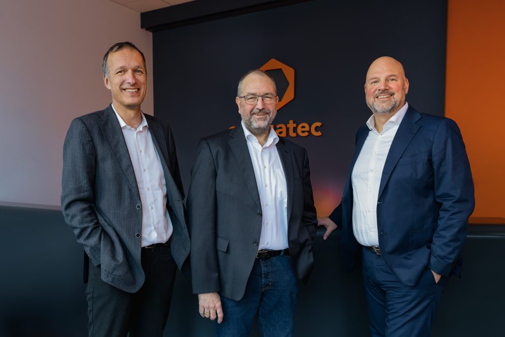 La celebrazione di 20 anni di successi per congatec: Dominik Ressing (CEO), Konrad Garhammer (COO & CTO) e Daniel Jürgens (CFO) (da sinistra a destra)