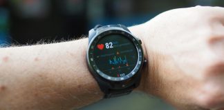 Figura 1 – Uno smartwatch può utilizzare l’AI per fornire informazioni sulla salute basate sui dati dei parametri vitali. (Immagine: Jens Mahnke)