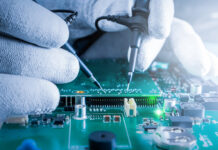 Elettronica di controllo per impianti idronici e pompe di calore