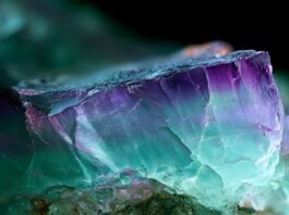 Fluorite e semiconduttori: dalla Mongolia allo stretto di Hormuz Fluorite