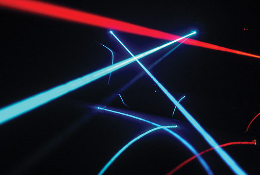 Trapianto parziale di cornea: approntata un’innovativa tecnica laser ad alta precisione