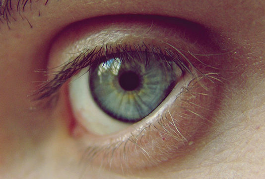 l’occhio non piange