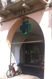 croce farmacia
