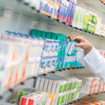 Medikamente in einer Apotheke