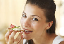 La dieta degli italiani peggiora e sale l’allarme per i cibi ultra-processati