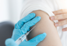 Dal vaccino all’automedicazione: come fare prevenzione per i virus invernali