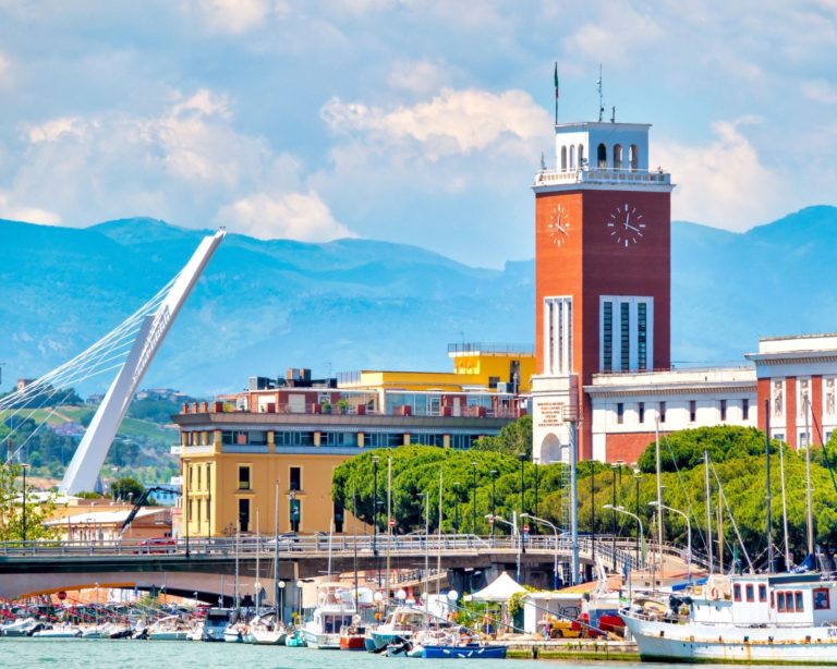 Cosmofarma Roadshow, a Pescara il confronto tra generazioni per capire il passato e guardare al futuro