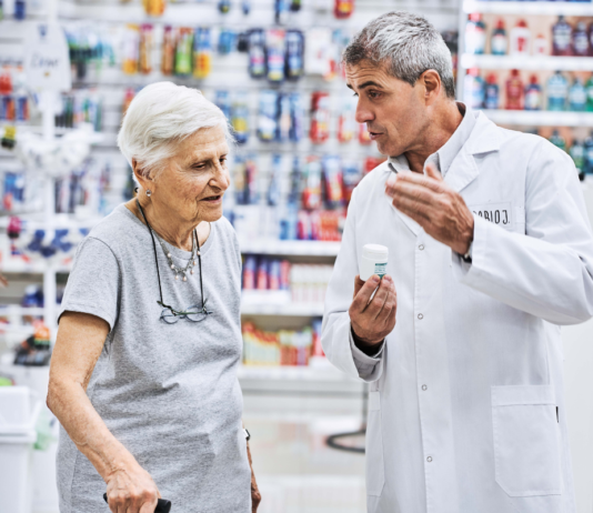 Ritorna nelle farmacie la campagna “Io Equivalgo” sui generici Torna la campagna "Io Equivalgo" sui farmaci generici