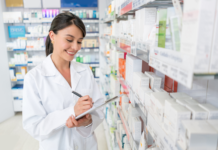 La laurea in Farmacia cambia volto: per la formazione, nuove competenze tra clinica e digitale La formazione universitaria per il farmacista cambia volto: nuove competenze tra clinica e digitale
