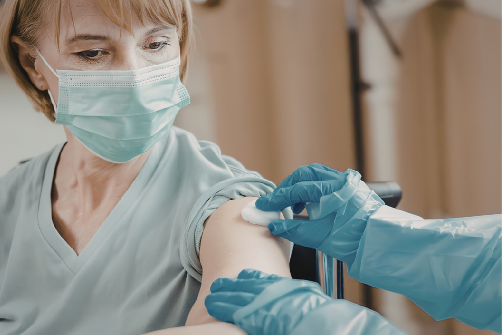 I risultati della campagna vaccinale: alla Lombardia: il primato per volumi con 445.611 dosi di antinfluenzale (+55.846 rispetto al 2024); in Veneto sono state superate le 65 mila dosi di antinfluenzale; performance eccellenti in Campania (oltre 26.000 dosi contro le 16.000 dell'anno precedente) e Calabria