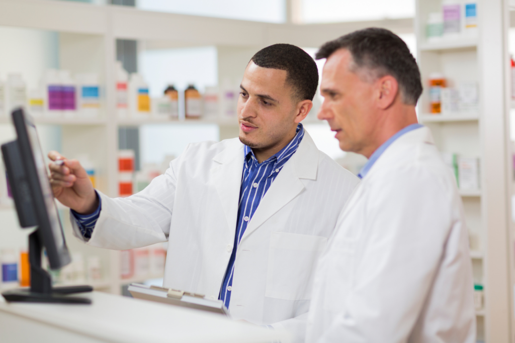 La gestione dello stress in farmacia non può essere delegata al singolo: è una responsabilità collettiva che richiede strumenti concreti, formazione e un ambiente di lavoro sano