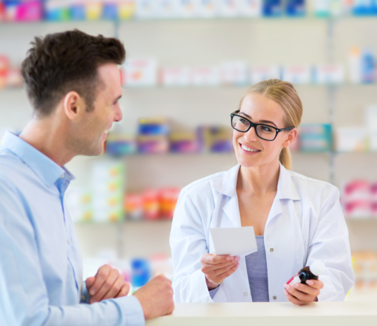 Salute orale in farmacia: perché è il momento di cambiare paradigma Perché è il momento di cambiare il paradigma della salute orale in farmacia