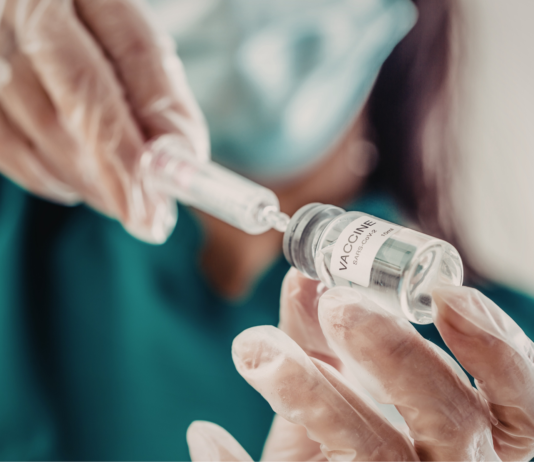 HPV: le farmacie diventano hub strategici per la vaccinazione anti-cancro La vaccinazione anti-HPV e il ruolo delle farmacie territoriali