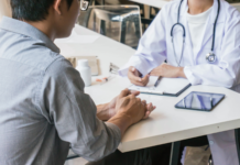 Salute fisica e mentale vanno di pari passo: senza dimenticare il ruolo del farmacista Chi è affetto da diverse malattie croniche è maggiormente a rischio di sviluppare anche depressione.