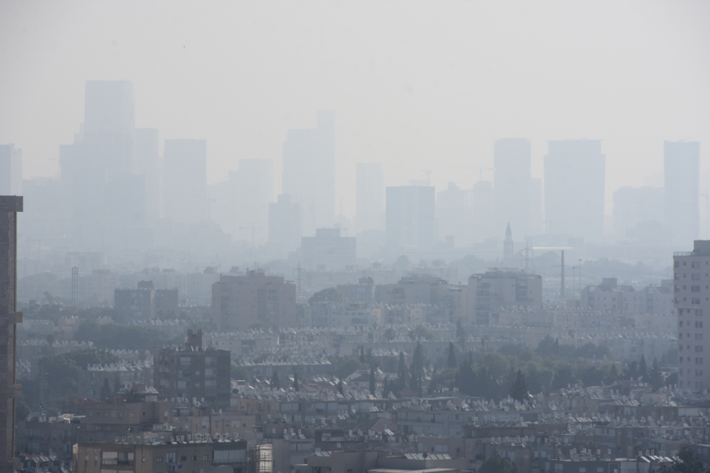 L’esposizione precoce ai fattori di rischio è da tenere in considerazione: specie l’esposama esterno generale, su cui impattano inquinanti ambientali e condizioni atmosferiche