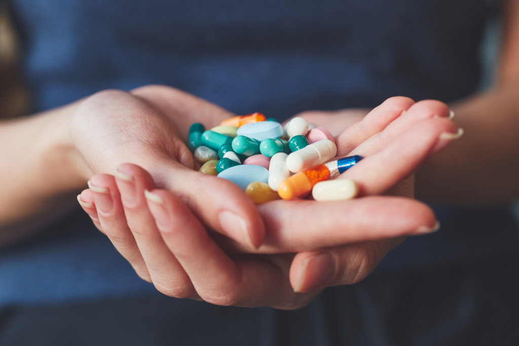 Il servizio prevede lo sconfezionamento dei medicinali e la successiva ripartizione in dosi personalizzate