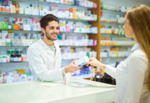 Giornata mondiale del farmacista 2026: “Rafforzare i farmacisti per futuri più sani” Giornata mondiale del farmacista 2026: “Rafforzare i farmacisti per futuri più sani”