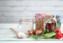 Gli alimenti fermentati: benefici diretti e indiretti per la salute Gli alimenti fermentati: benefici diretti e indiretti per la salute