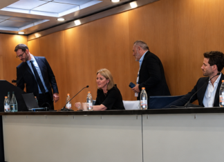 Galenica veterinaria tra normativa europea e nuove formulazioni terapeutiche Galenica veterinaria tra normativa europea e nuove formulazioni terapeutiche