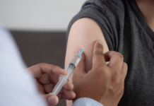 La vaccinazione antinfluenzale in farmacia La vaccinazione antinfluenzale in farmacia