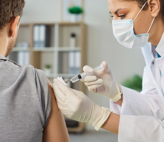 Servizi in farmacia: il Piemonte amplia l’offerta con tre nuove vaccinazioni Servizi in farmacia: il Piemonte amplia l'offerta con tre nuove vaccinazioni