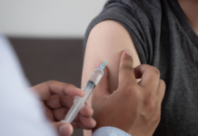 Francia: ricetta obbligatoria per l’antinfluenzale che prescrive anche il farmacista. E l’Italia? Francia: ricetta obbligatoria per l'antinfluenzale che prescrive anche il farmacista. E l'Italia?