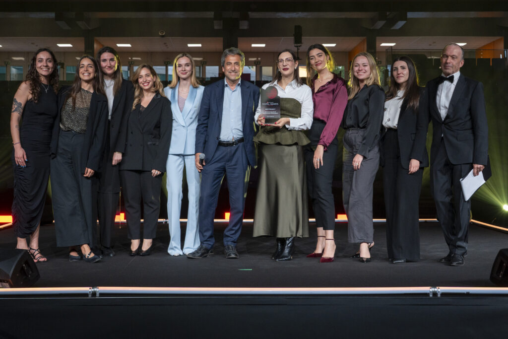 "Social per il sociale" è il progetto promosso da Lilly insieme a Factanza e vincitore dell'ultima edizione degli AboutPharma Digital Awards nella categoria Esg