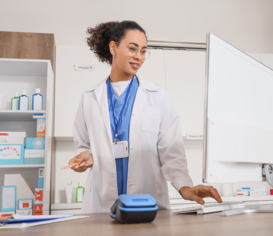 Telemedicina in farmacia, un passo decisivo per l’equità di accesso alle cure Telemedicina in farmacia, un passo decisivo per l'equità di accesso alle cure