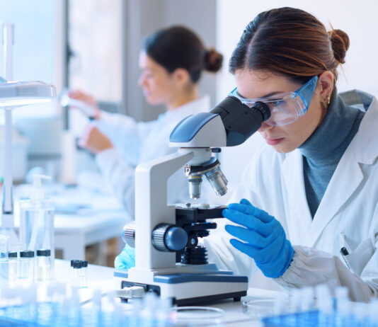 Sperimentazioni cliniche in Italia: tra boom di trial internazionali e crollo del no profit