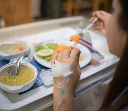 Nutrizione clinica e oncologia: l’urgenza dello screening nutrizionale screening nutrizionale nei pazienti oncologici