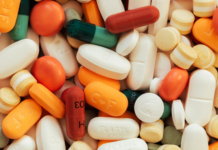 Il futuro della farmacovigilanza tra IA, dati reali e sicurezza Intelligenza artificiale nella farmacovigilanza