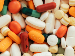 Il futuro della farmacovigilanza tra IA, dati reali e sicurezza Intelligenza artificiale nella farmacovigilanza
