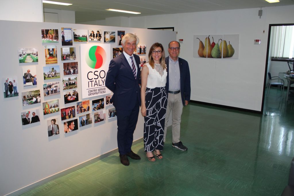 Paolo Bruni (presidente Cso Italy), Simona Rubbi (responsabile Affari Internazionali Cso Italy), Paolo De Castro (vice presidente della  Commissione Agricoltura e Sviluppo Rurale del Parlamento Europeo)