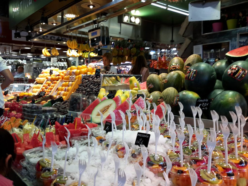 Frutta di IV gamma al mercato de la Boqueria di Barcellona
