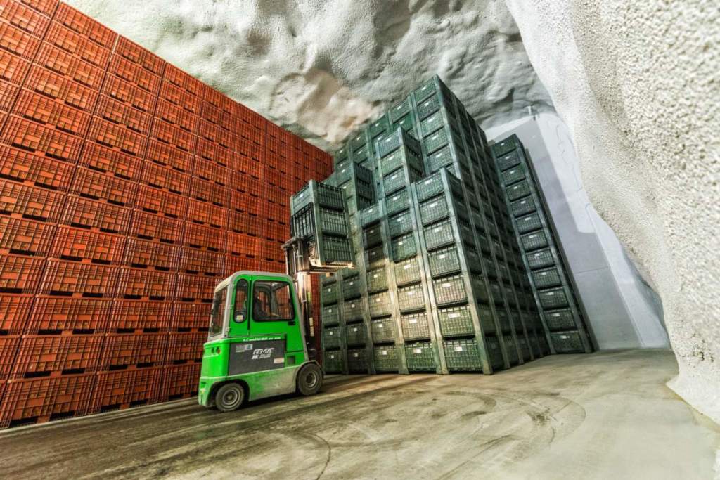 Le celle ipogee delle mele Melinda scavate nelle Dolomiti