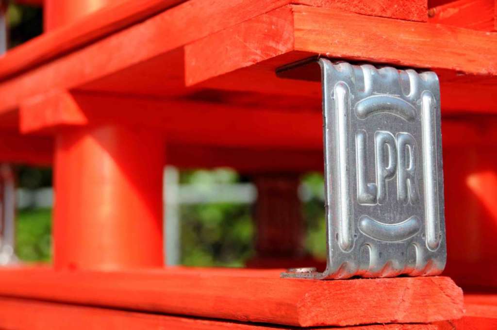 Lpr-La Palette Rouge è il punto di riferimento in Europa per il noleggio dei pallet. L'azienda fa parte del Gruppo Euro Pool