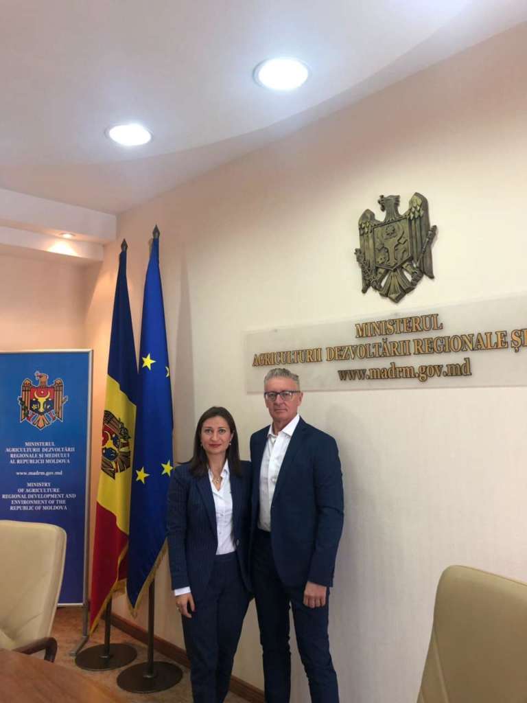 Il nuovo direttore tecnico di Advice&Consulting, Luca Bigoni, con il direttore generale Alexandra Caminschi