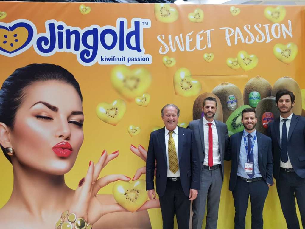 Il team Jingold: da sinistra verso destra, Patrizio Neri, presidente, Alessandro Fornari, direttore, Moreno Armuzzi, responsabile commerciale, Federico Milanese, responsabile marketing e sviluppo